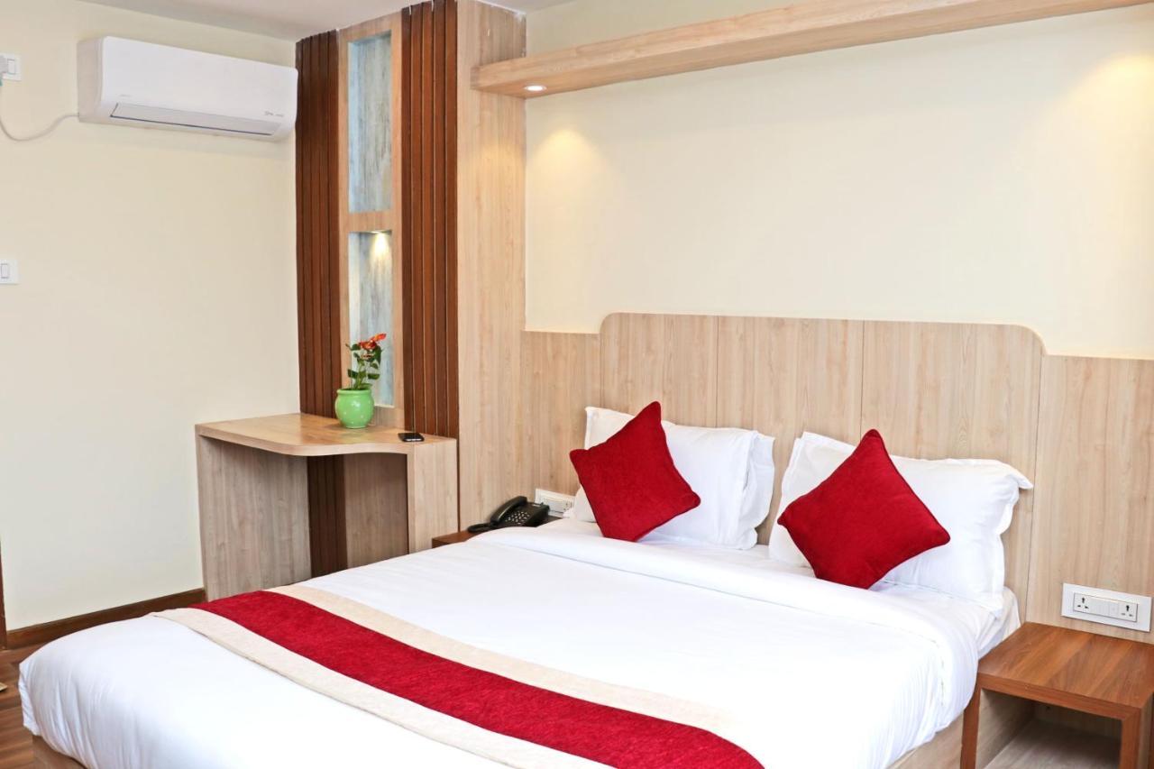 Hotel Nilakantha Pvt. Ltd Kathmandu Luaran gambar
