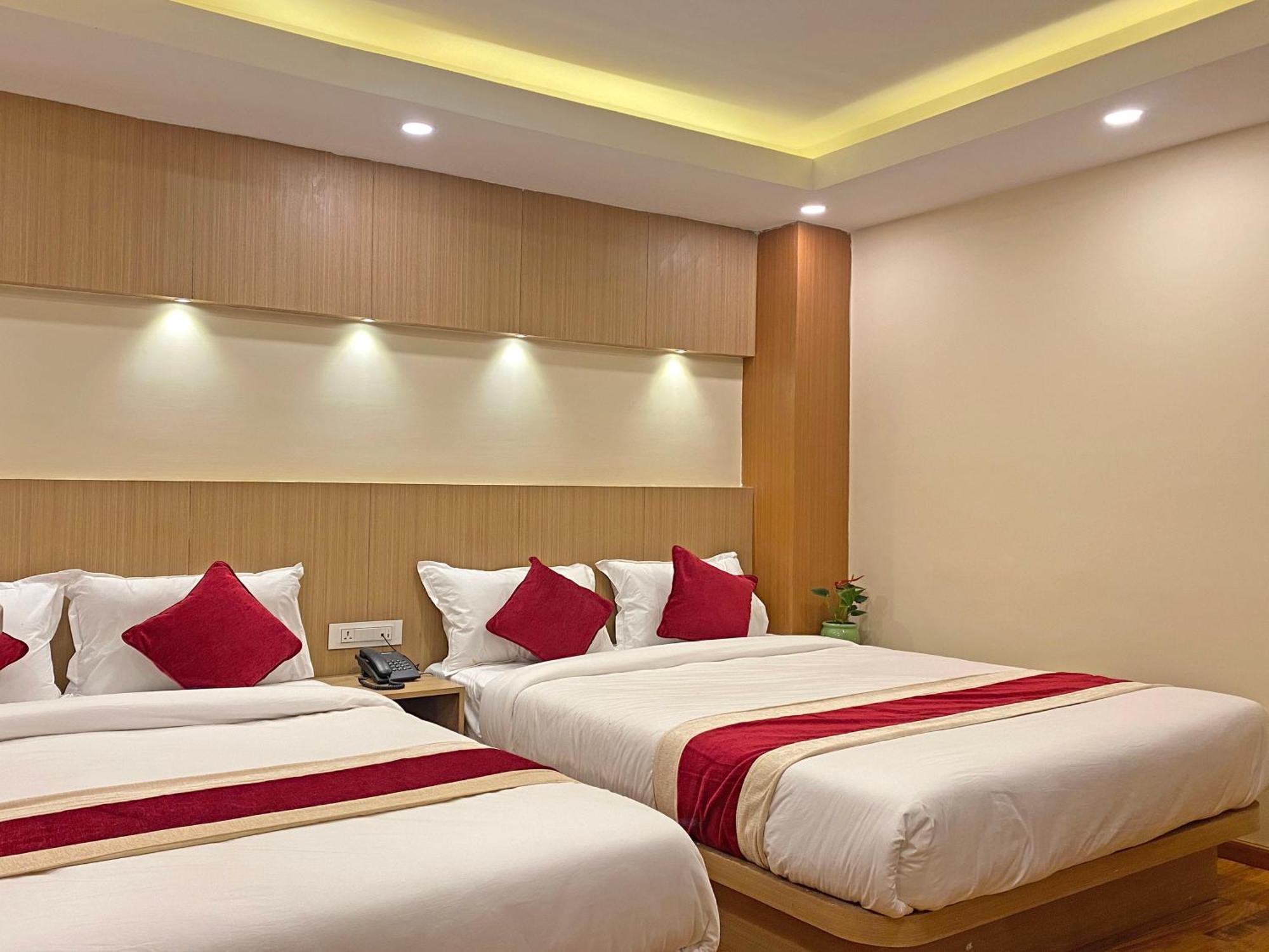 Hotel Nilakantha Pvt. Ltd Kathmandu Luaran gambar